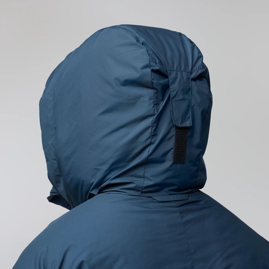 bergtagen_130_insulation_jkt_m_12500166-570-161_k_model1400.jpg