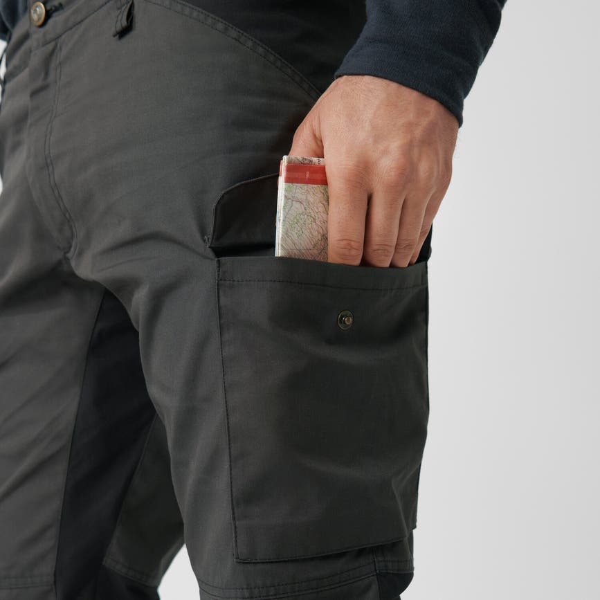 kaipak_trousers_m_86550-030-550_i_detail_fjr.jpg