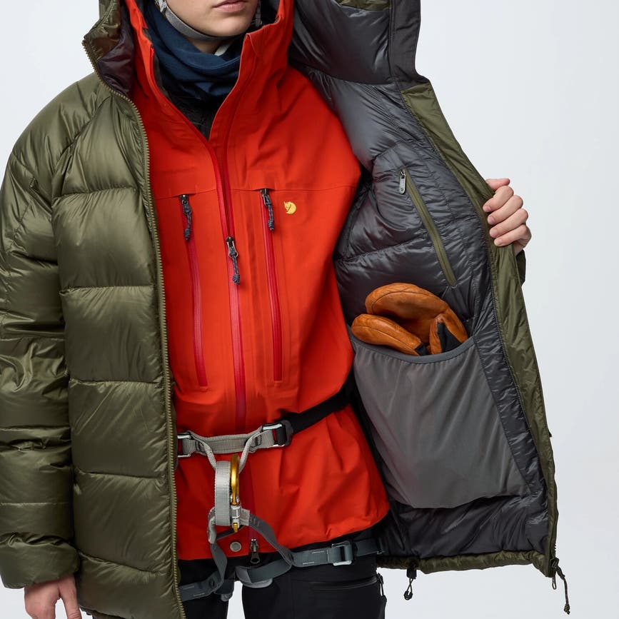 bergtagen_topp_down_jacket_w_14500185-625_h_model_0465.jpg