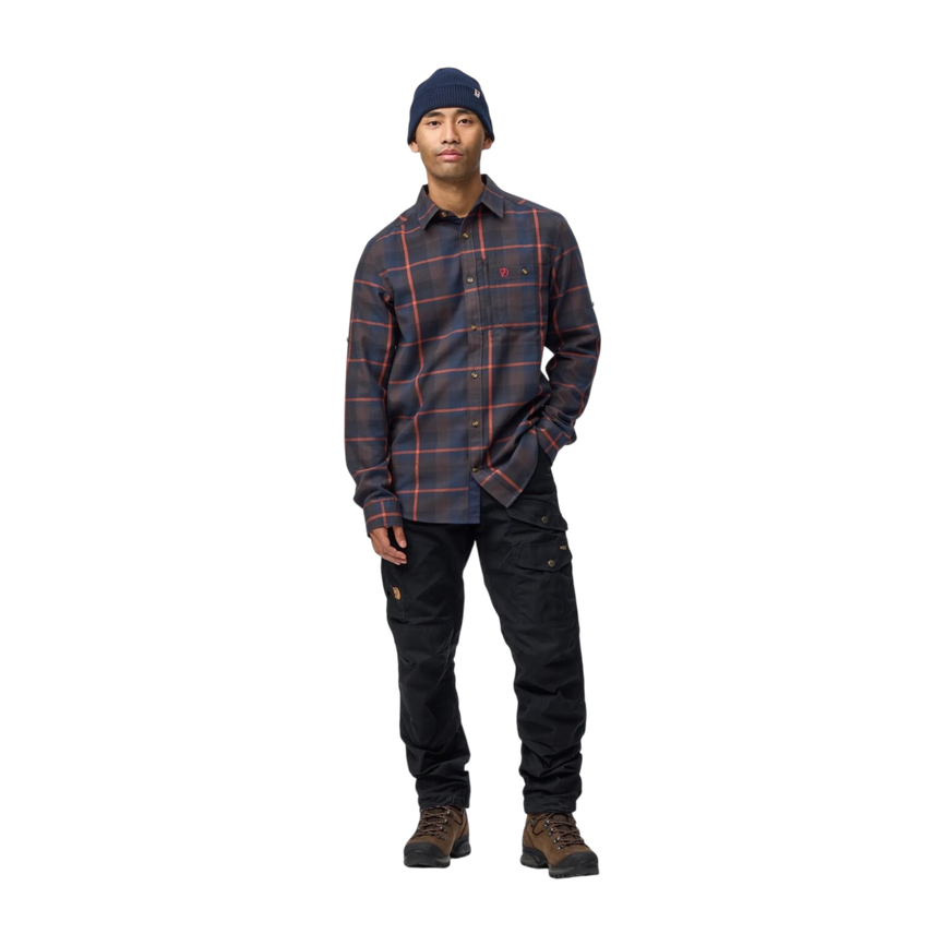 fjallglim_regular_shirt_m_12600356-294-215_c_model_2889.png