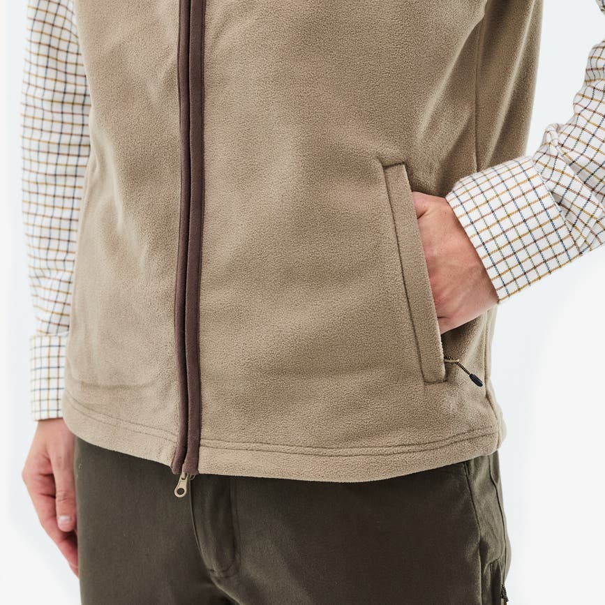 Fleece_vest_06.jpg