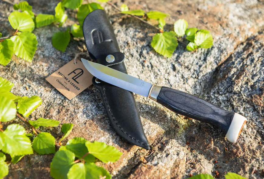 2021-06-stainless-blackbirch-childrens-knife_.webp.png