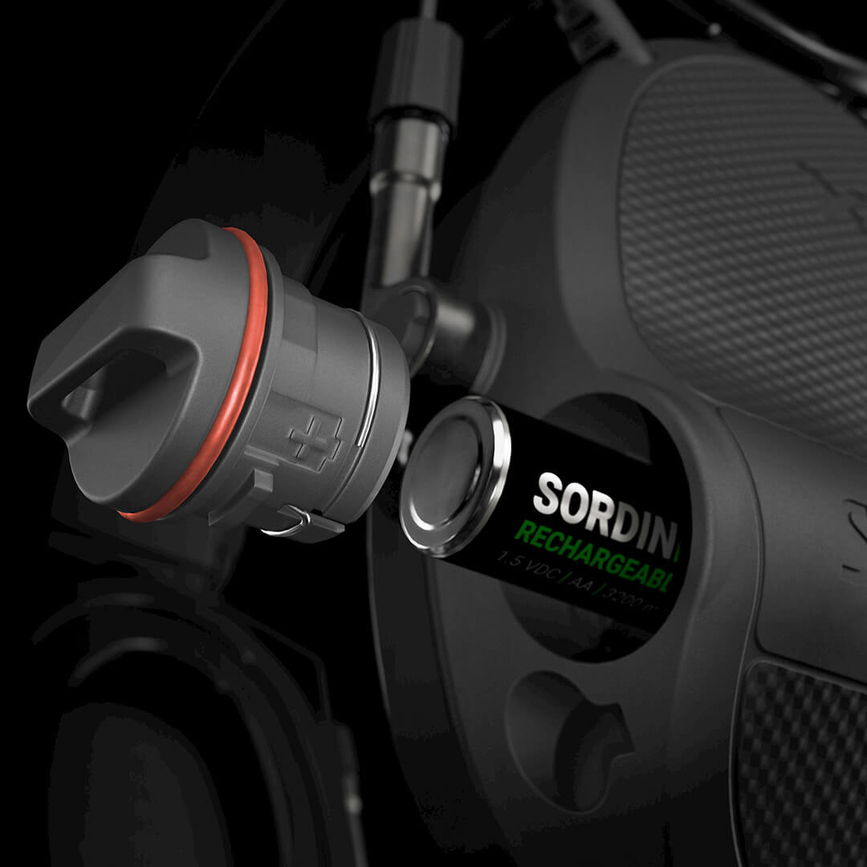closeupx2_0005_x2_battery-open_2f82f3a8-bf15-46d4-a670-861bdcd86d94.png