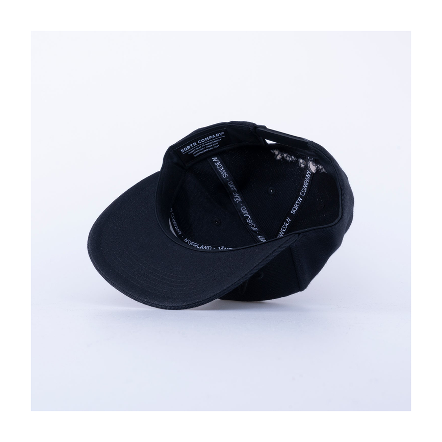products-greatnorrlandkeps-allblack3.png