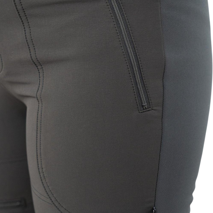 s-files-1-0737-9976-2185-files-savannahpant-pfpv_ironsanddetailshot2_af3452c6-c66d-4a85-aed7-fe6616573598.png