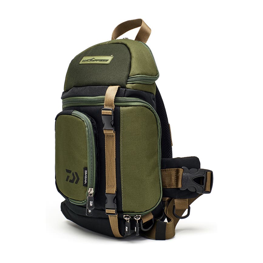 storage-001-8ro1pc4_wilderness_rucksack-dwrrs1_main.png