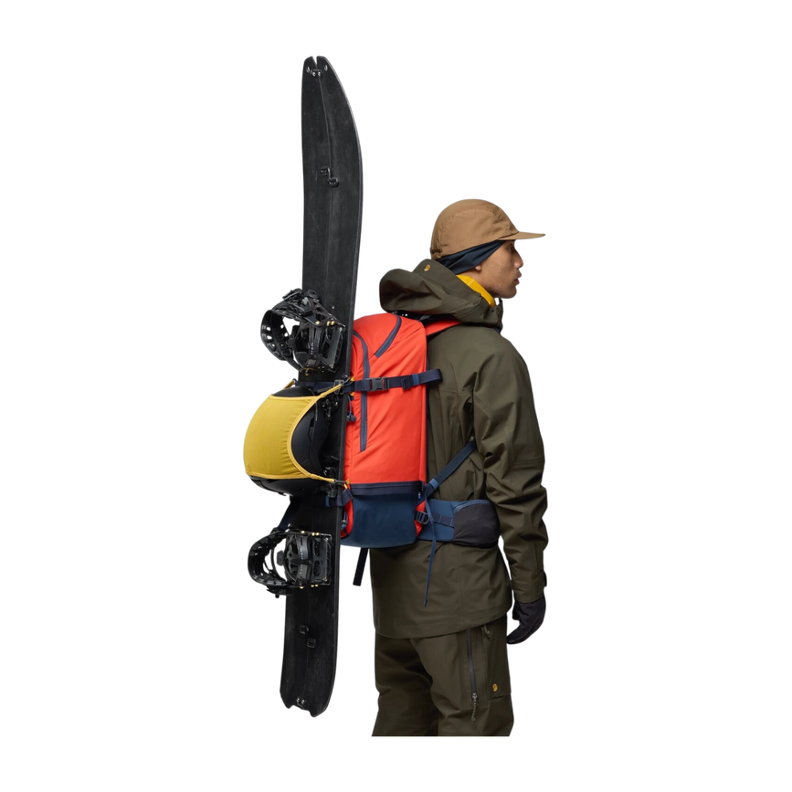 bergtagen_touring_30_m_l_23200275-214-570_f_model_1057.png