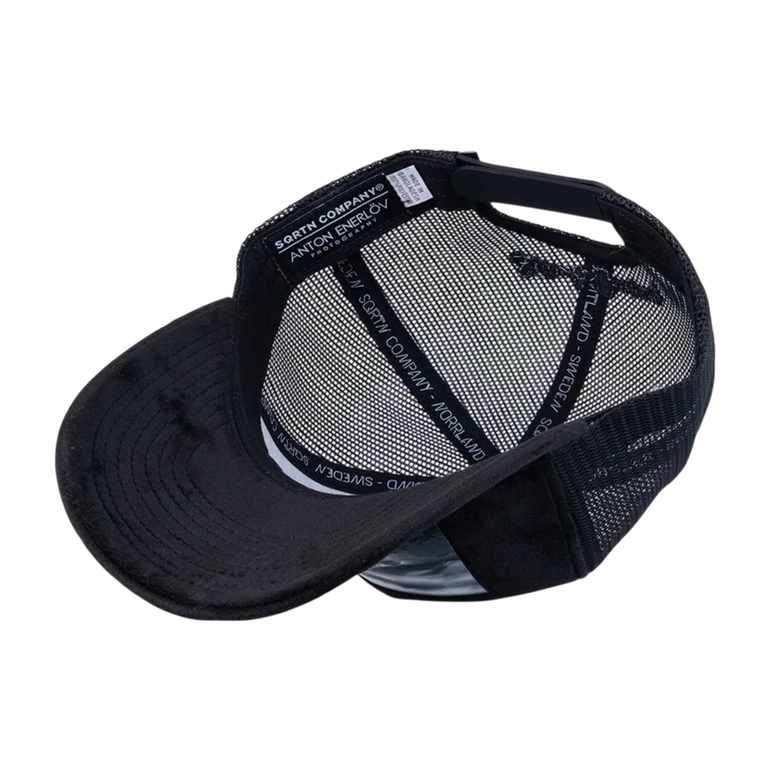 files-bergenvelvettruckerkeps-black3.png
