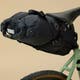 hoja_seat_drybag_16l_23200317-550_c_model_1210.jpg