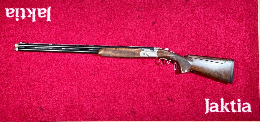 Beretta 694.jpg